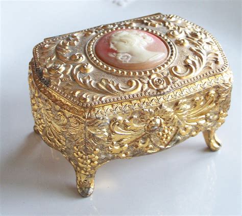 vintage metal jewelry box with cameo|Vintage Cameo Jewelry Box .